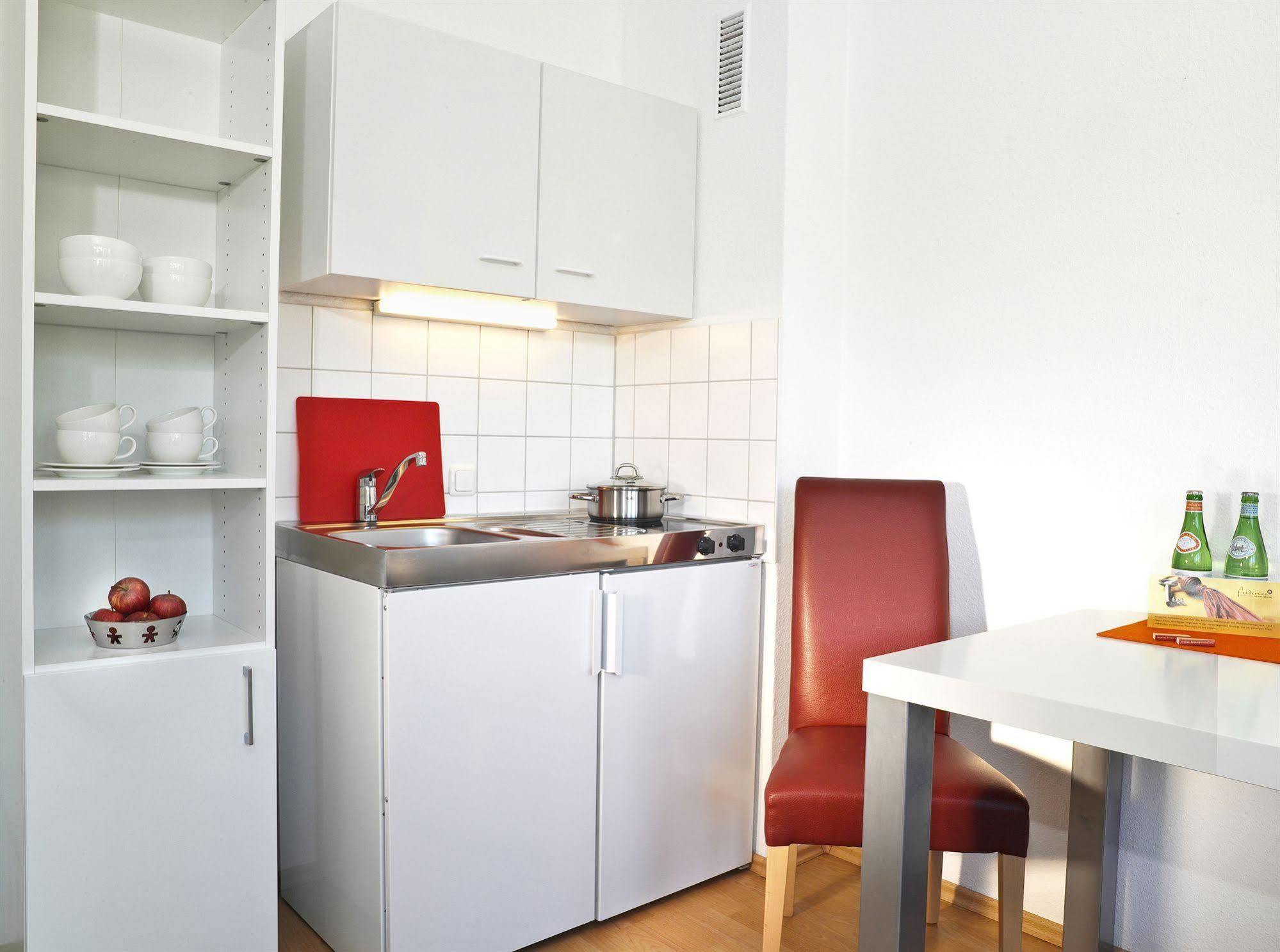 Frederics Muenchen City Schwabing Exteriör bild